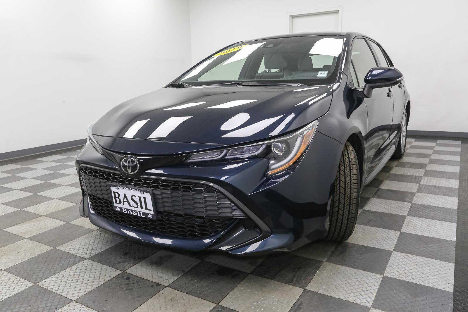 Used 2019 Toyota Corolla SE FWD image 4