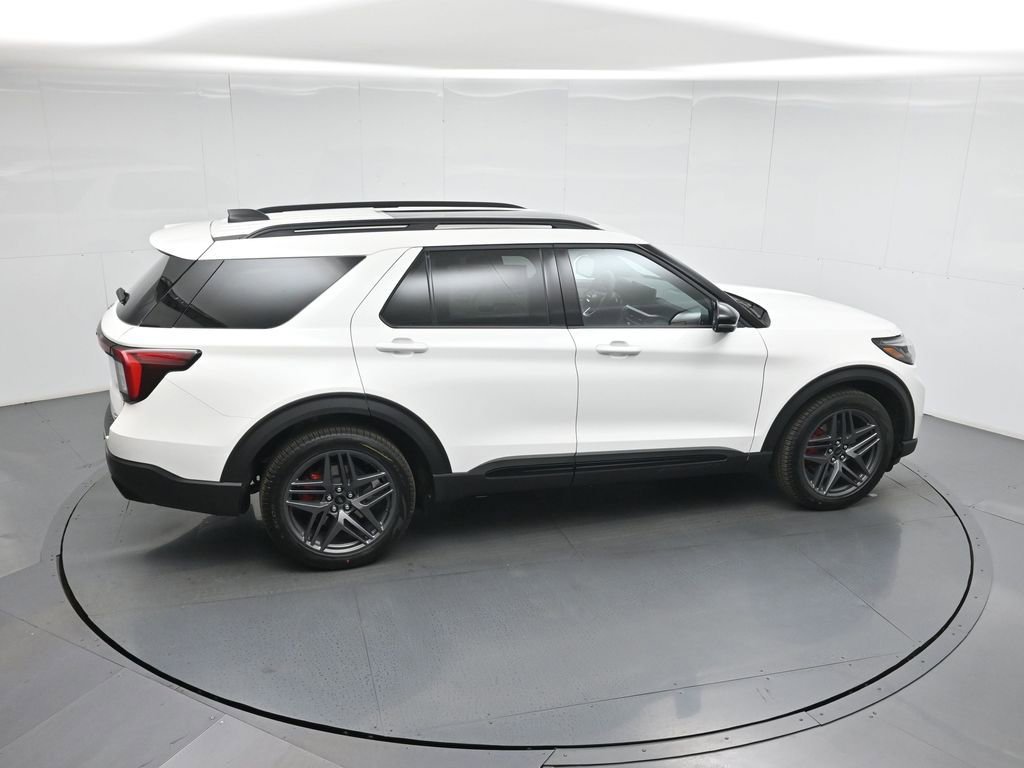 New 2026 Ford Explorer ST image 39