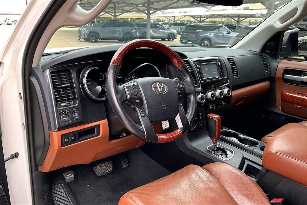 Used 2019 Toyota Sequoia Platinum AWD/4WD image 16