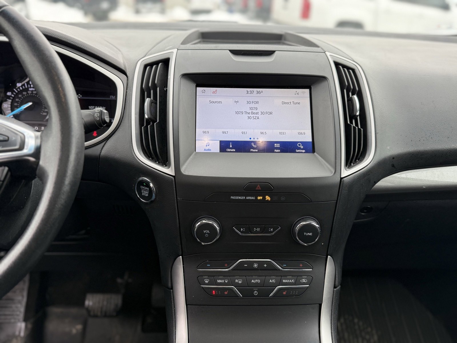 Used 2020 Ford Edge SEL w/ Cargo Accessory Package image 17