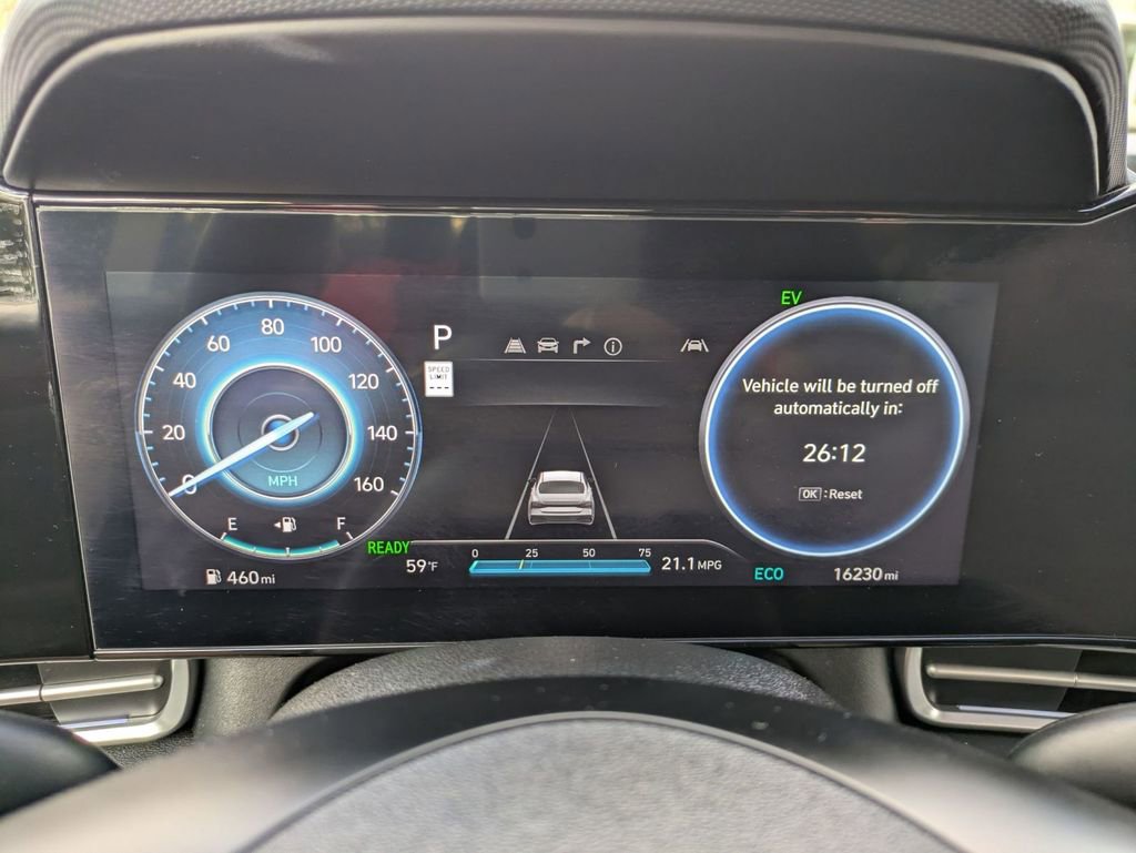 Certified 2025 Hyundai Elantra Limited image 19