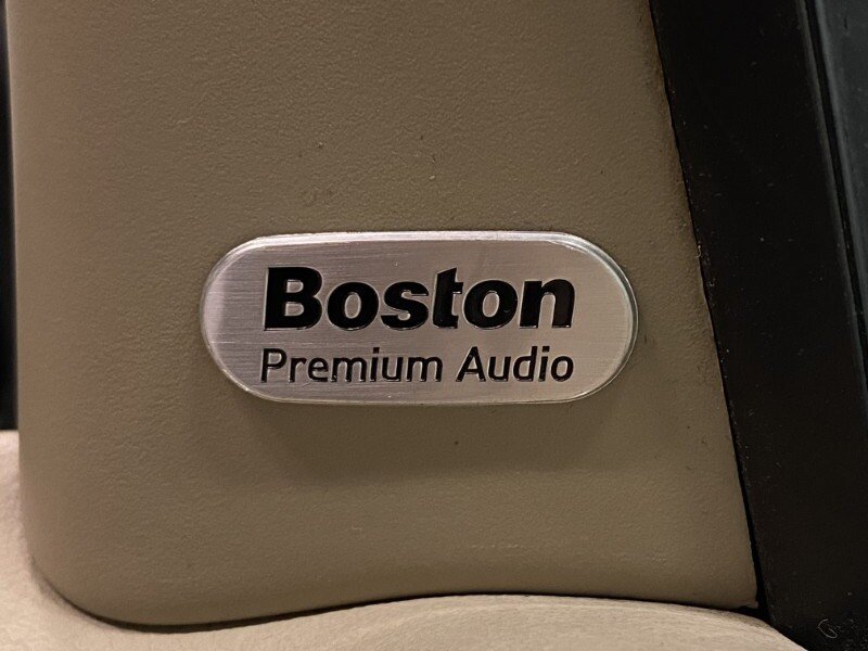 Used 2013 Chrysler 200 Limited FWD image 28