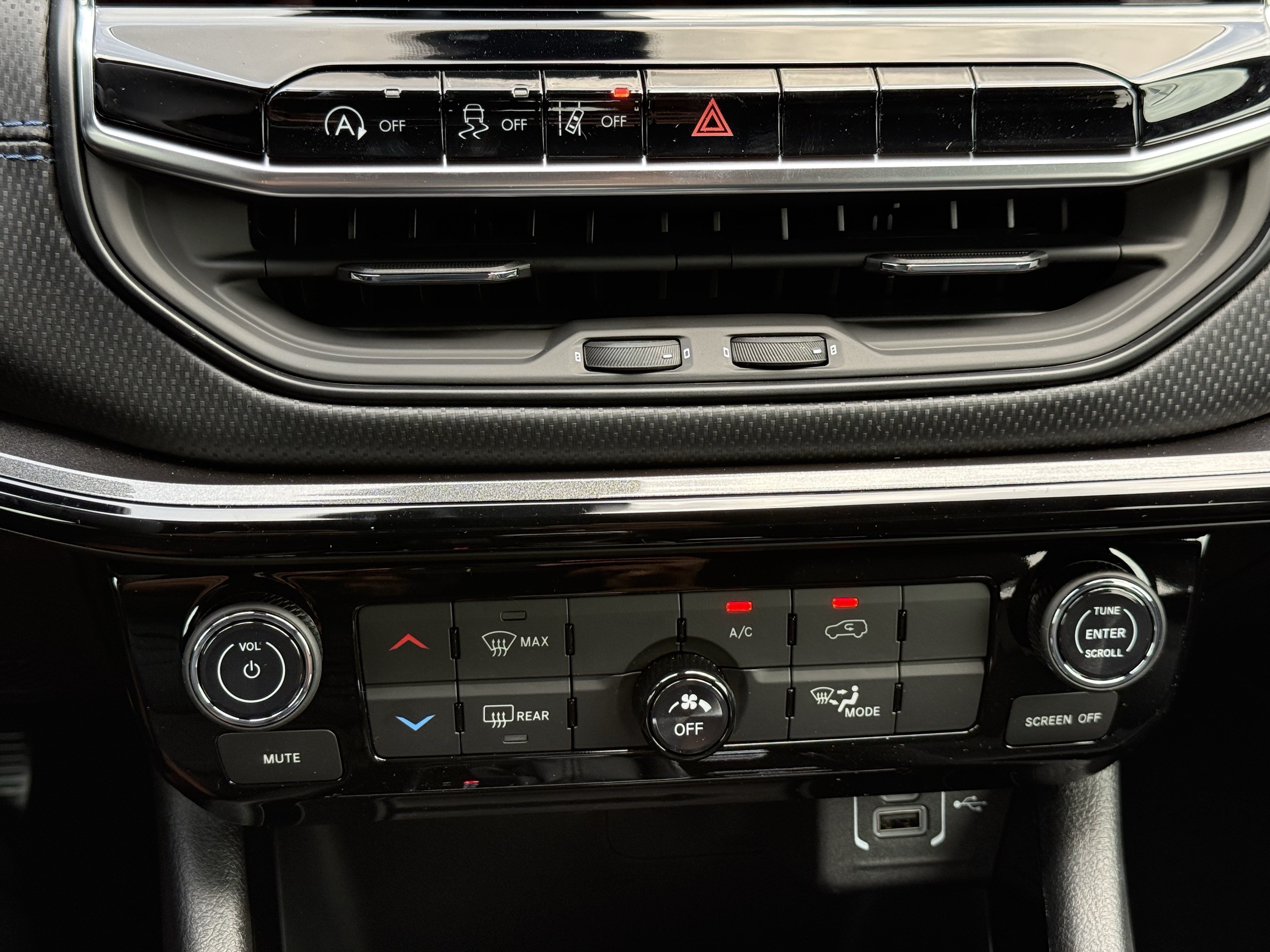 New 2026 Jeep Compass Latitude AWD/4WD image 26