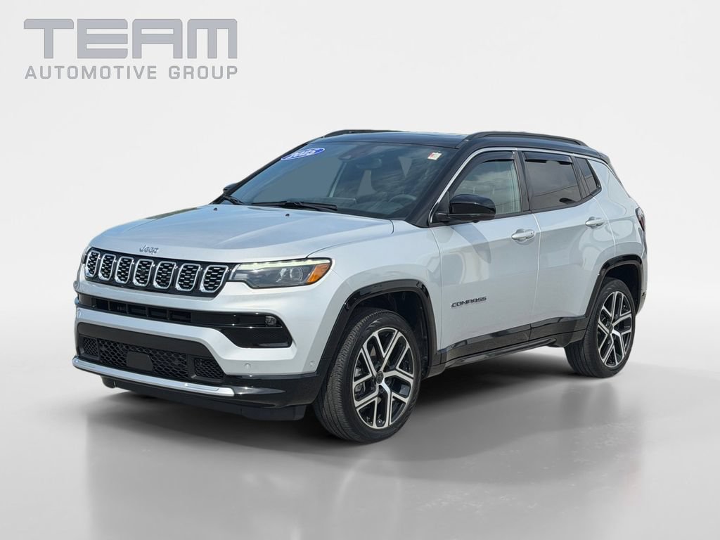 Used 2025 Jeep Compass Limited w/ Elite Group AWD/4WD image 3