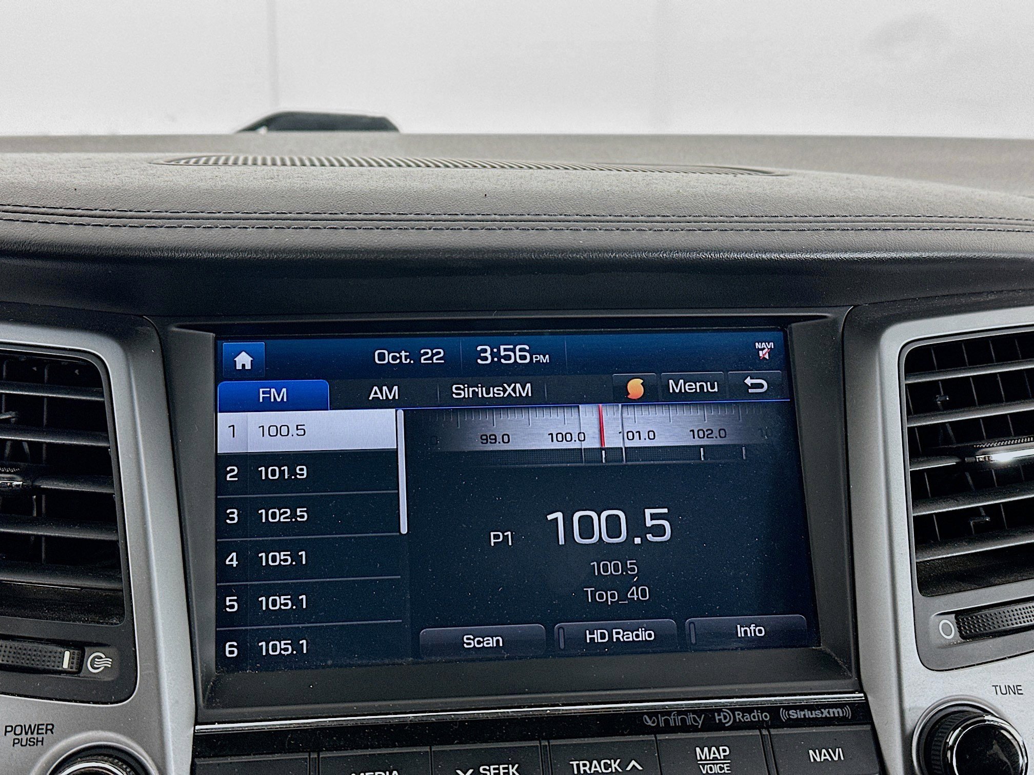 Used 2017 Hyundai Tucson SE Plus FWD image 19