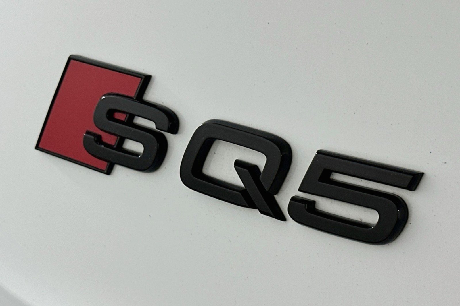 Used 2024 Audi SQ5 Prestige w/ Prestige Package AWD/4WD image 10