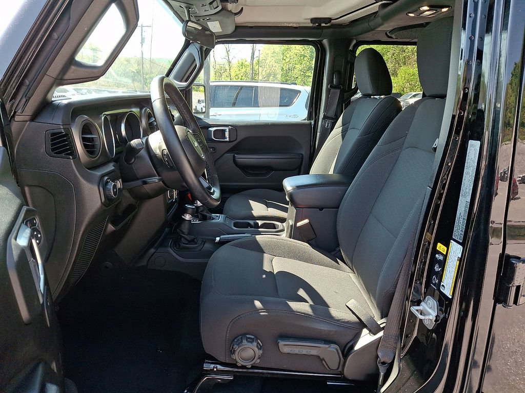 Used 2021 Jeep Wrangler Unlimited Sport AWD/4WD image 16