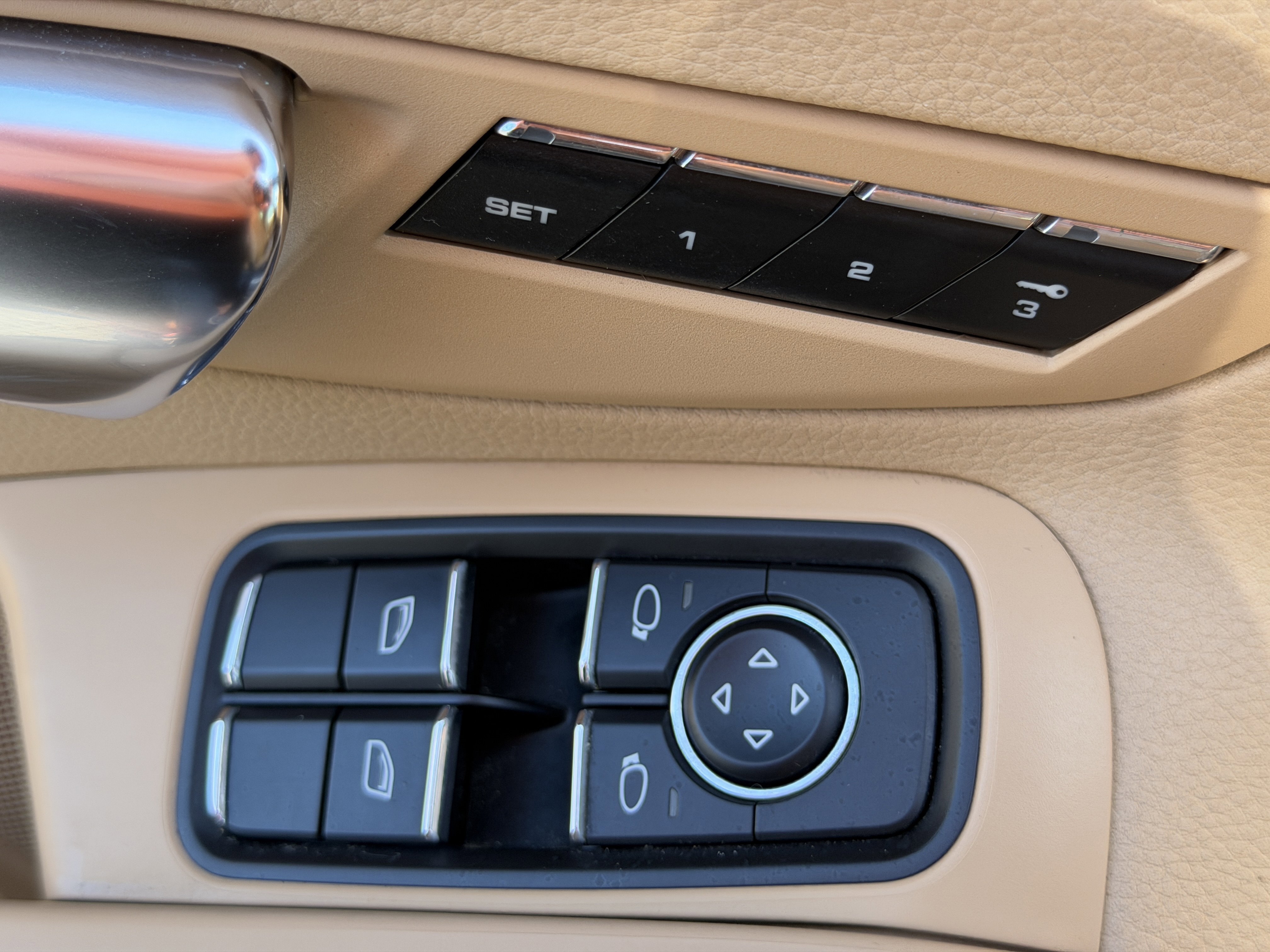 Used 2013 Porsche Boxster RWD image 19