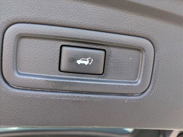 Used 2017 INFINITI QX70 2WD w/ Limited Package image 7