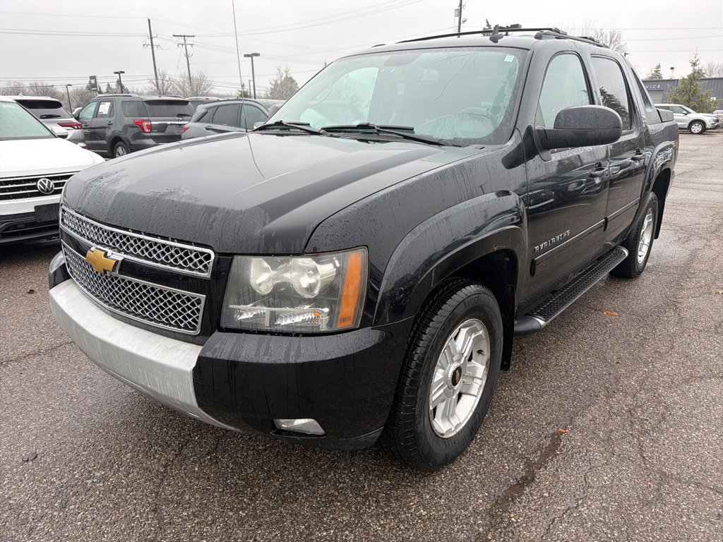 Used 2011 Chevrolet Avalanche LT w/ Suspension Package, Off-Road