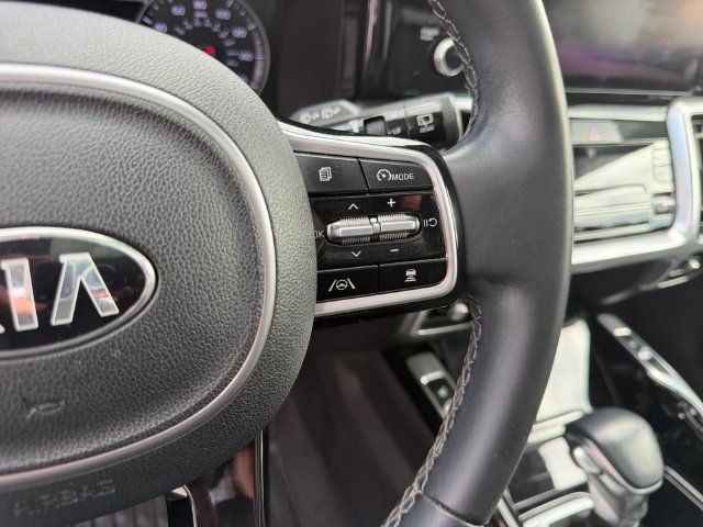 Used 2021 Kia Sorento SX AWD/4WD image 24