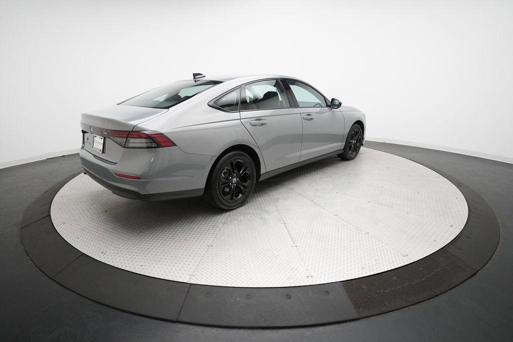 Certified 2025 Honda Accord SE image 35