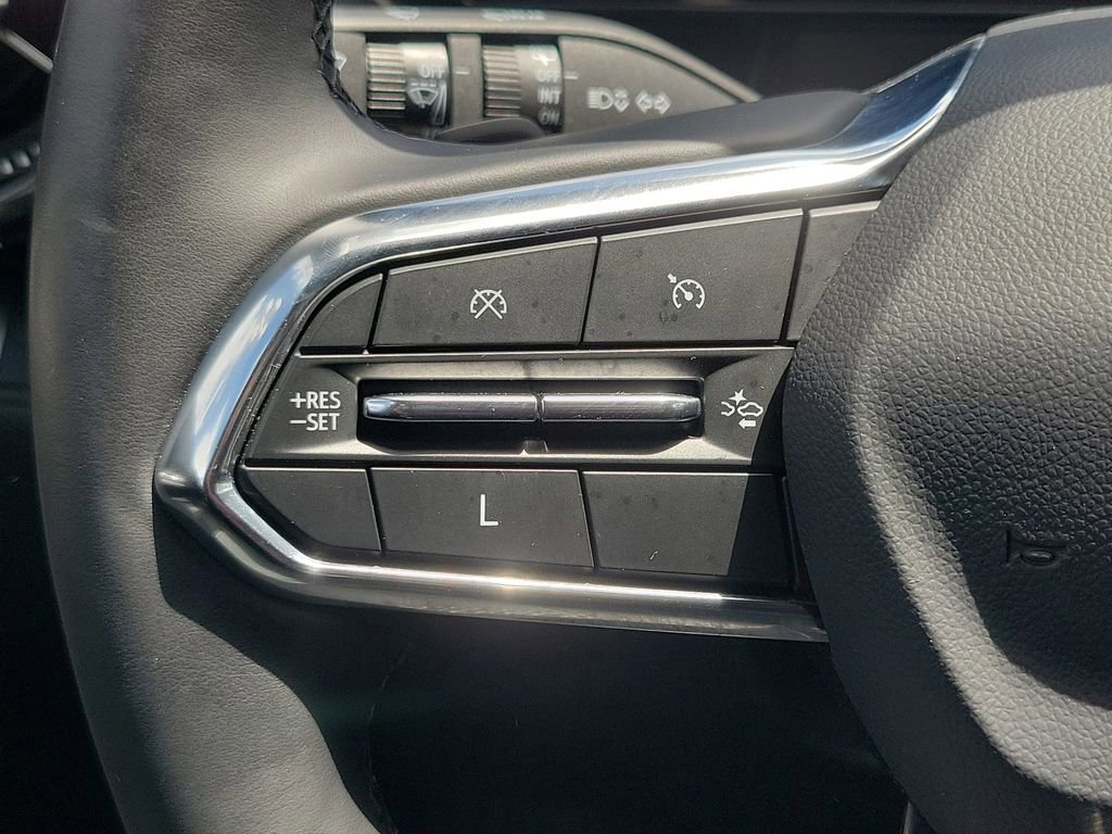 Used 2025 Chevrolet Equinox LT FWD image 24