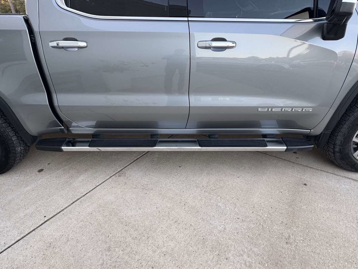 Used 2023 GMC Sierra 1500 SLT w/ SLT Premium Package image 29