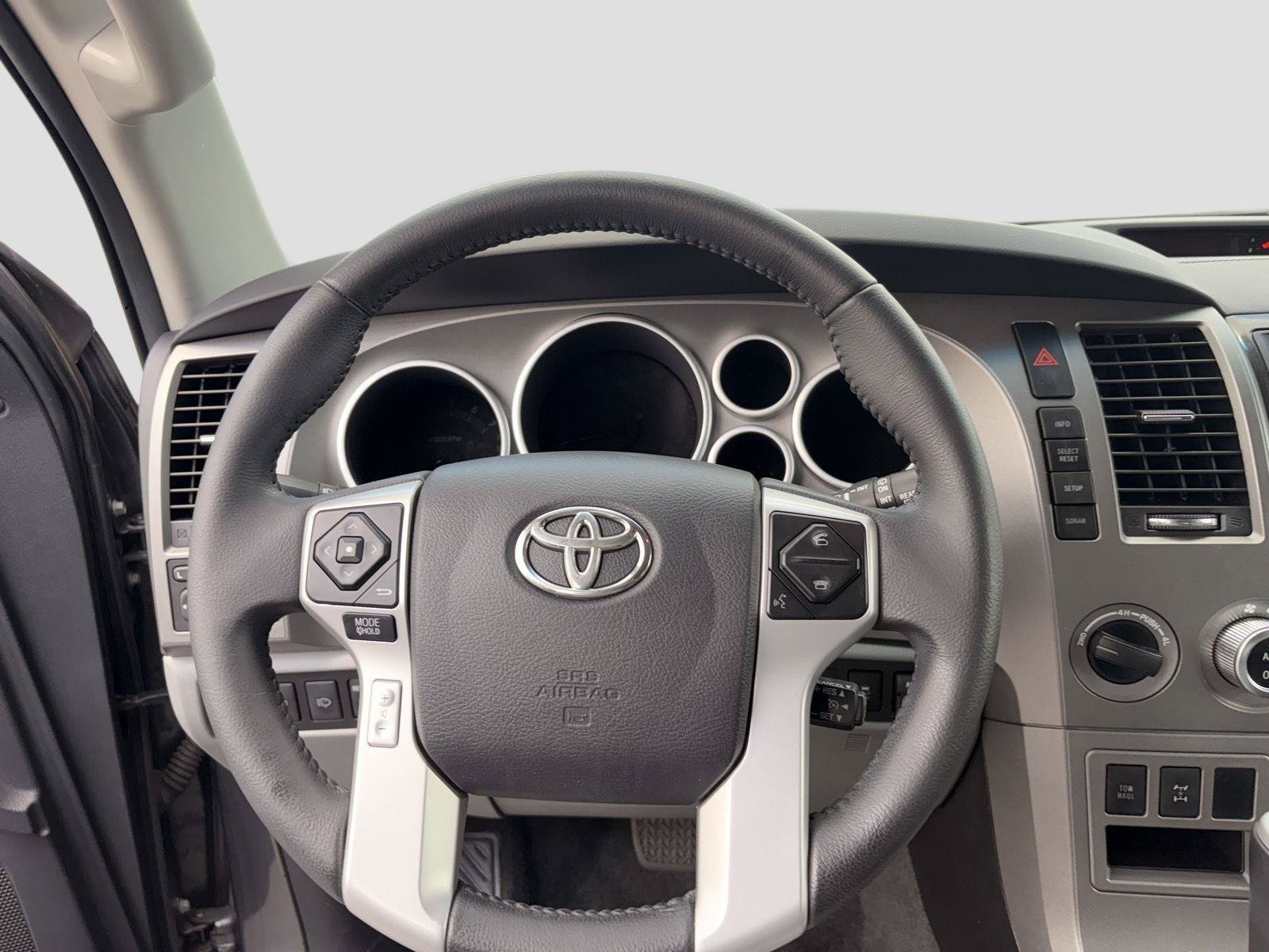 Used 2016 Toyota Sequoia Limited AWD/4WD image 14