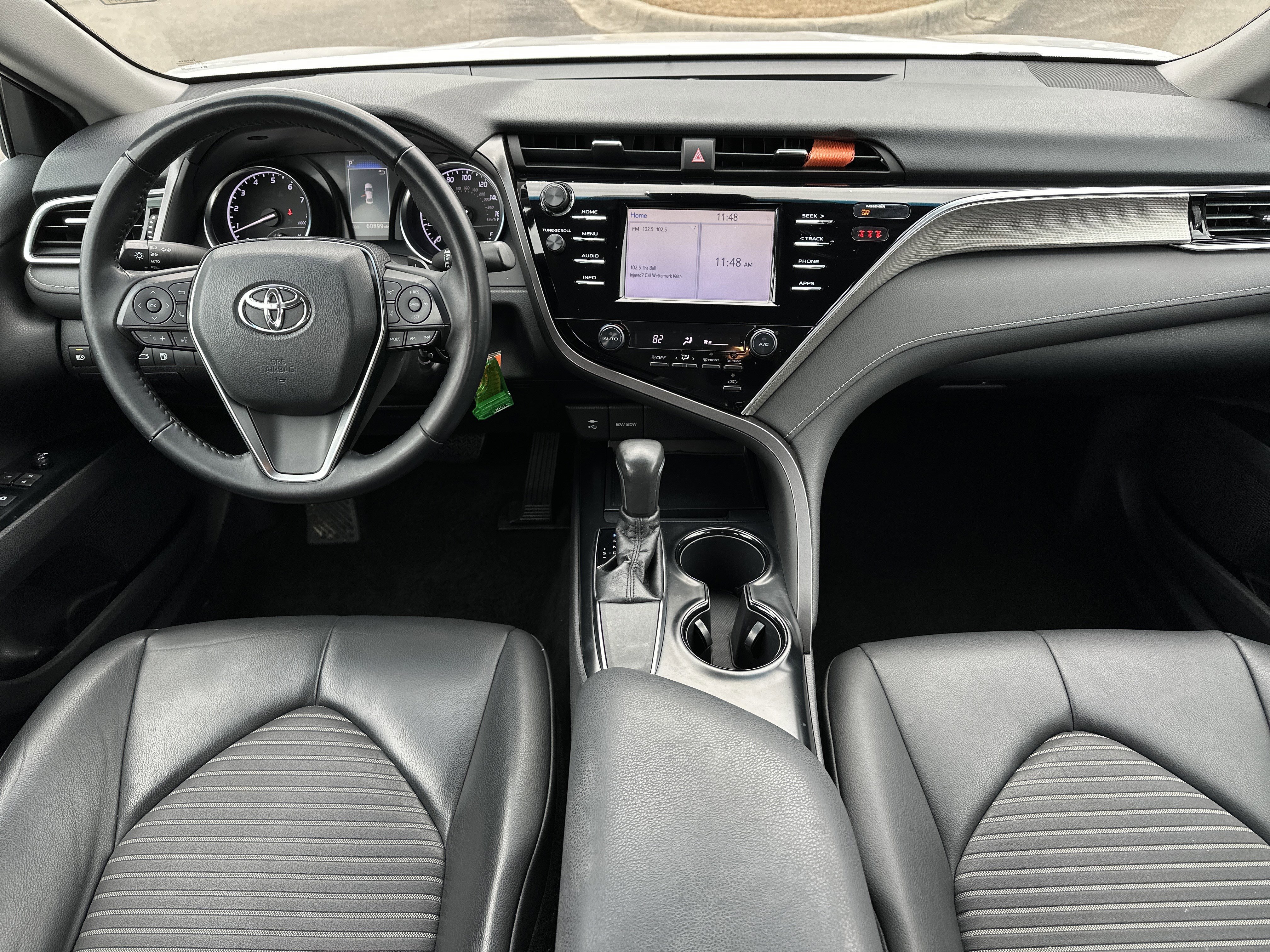 Used 2018 Toyota Camry SE image 21