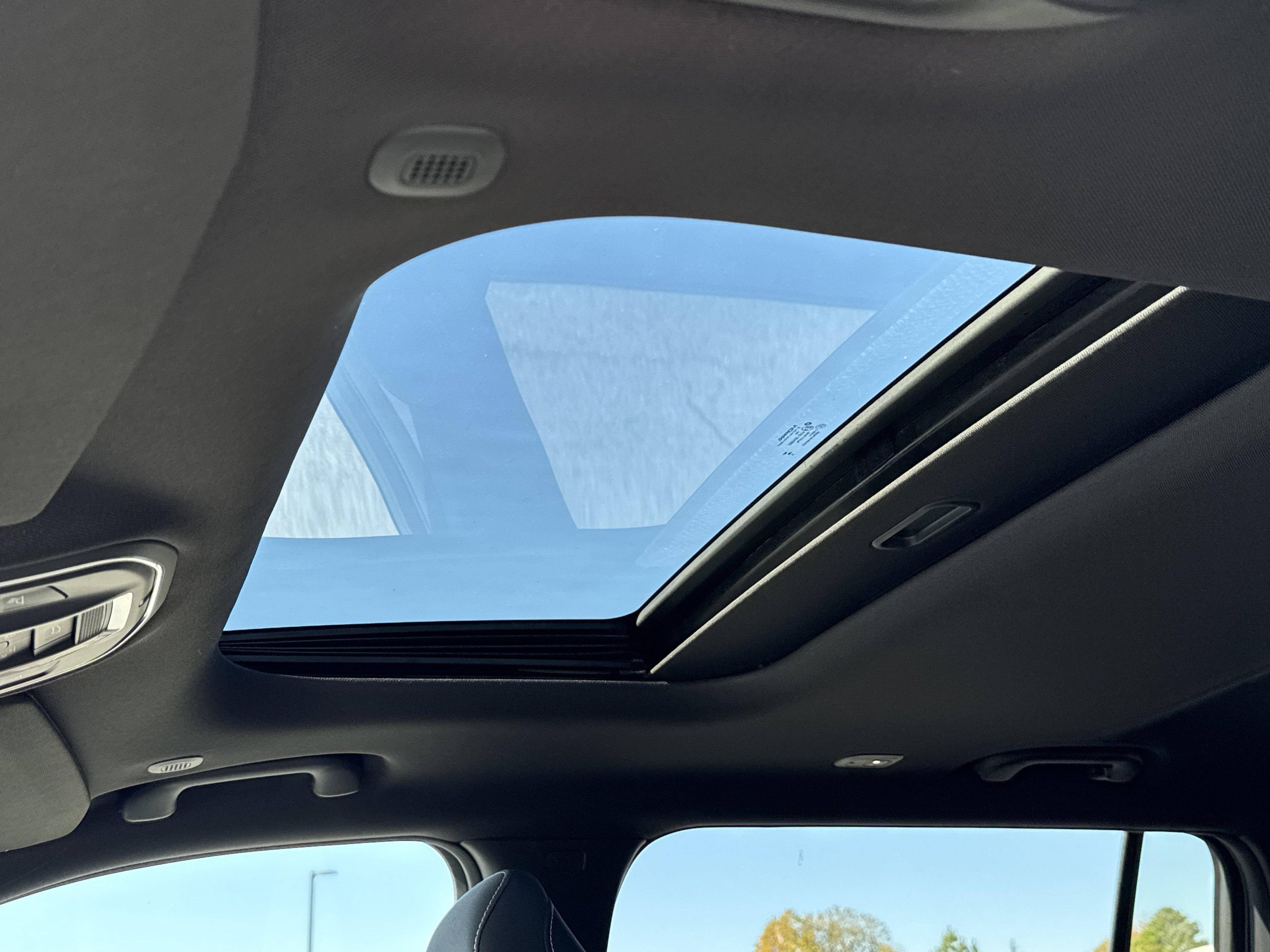 New 2025 Jeep Grand Cherokee L Laredo w/ Luxury Tech Group I image 41