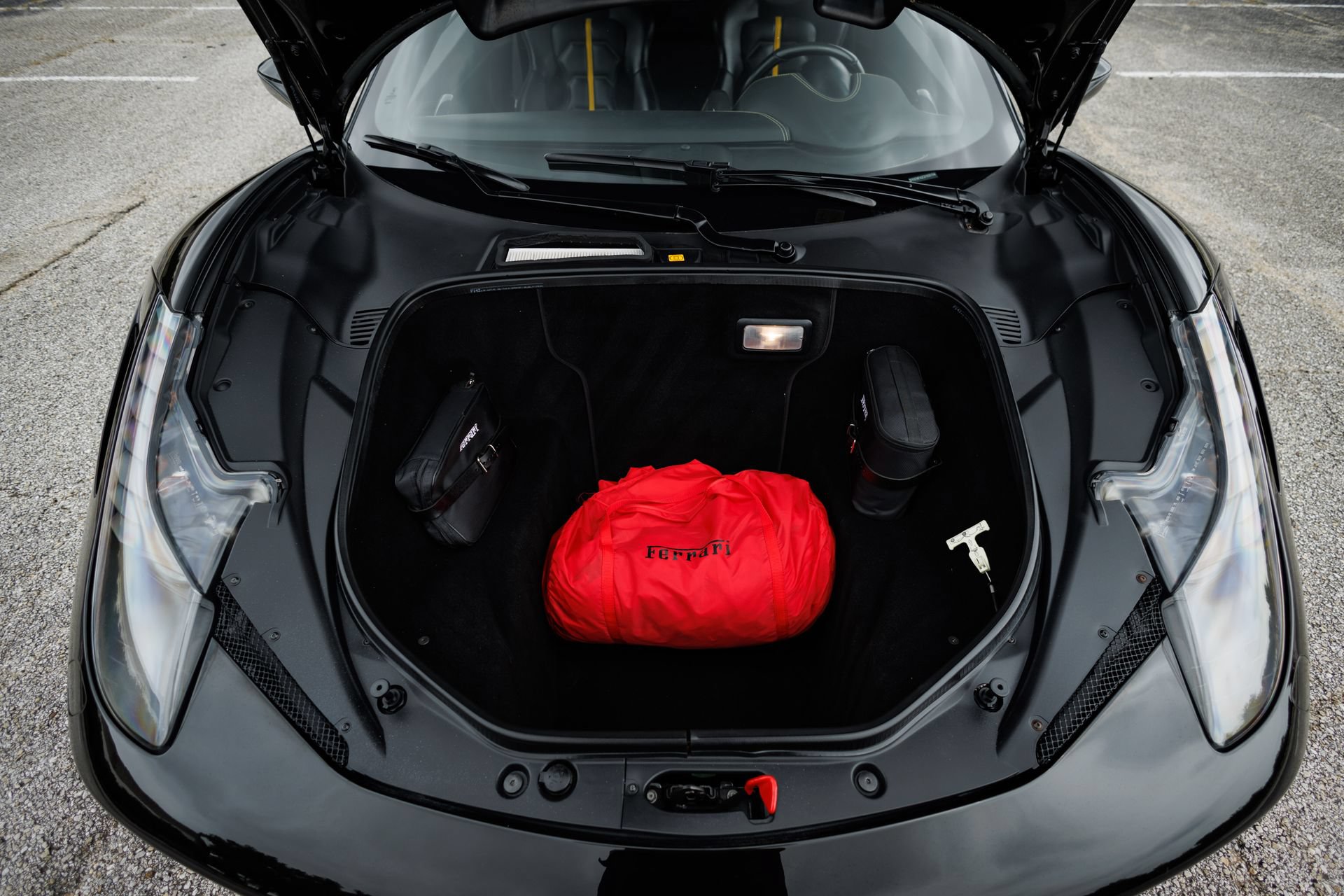 Used 2012 Ferrari 458 Italia Coupe RWD image 59