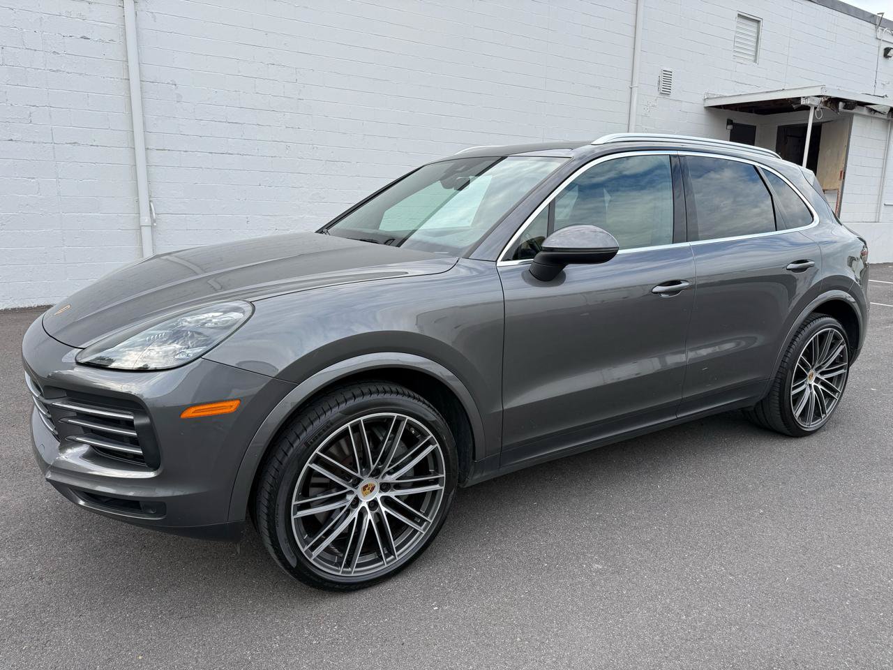 Used 2021 Porsche Cayenne S AWD/4WD image 9