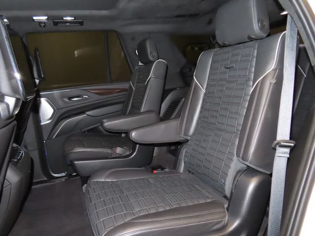 Certified 2022 Cadillac Escalade Premium Luxury Platinum AWD/4WD image 19