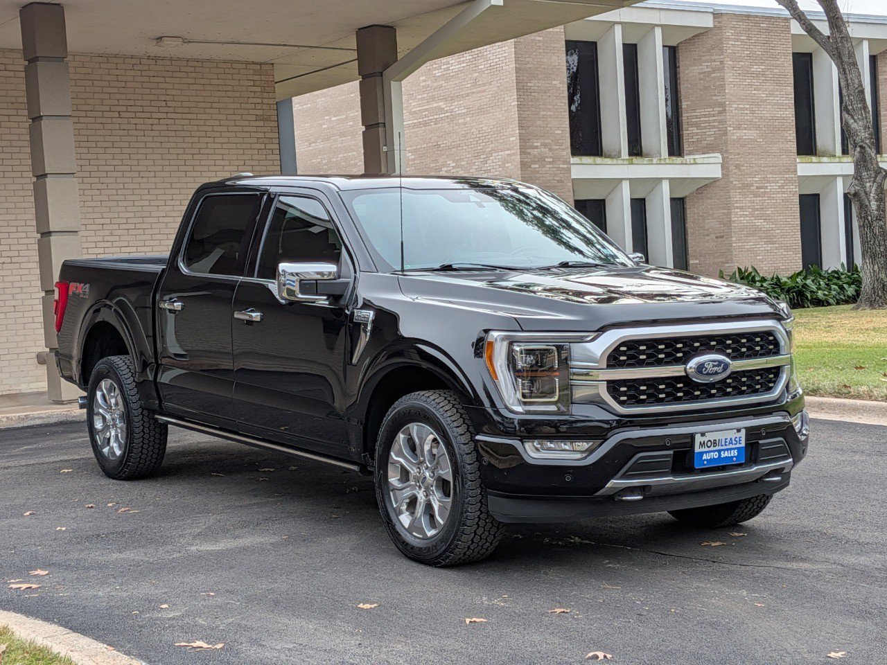 Used 2022 Ford F150 Platinum w/ Equipment Group 701A High image 3