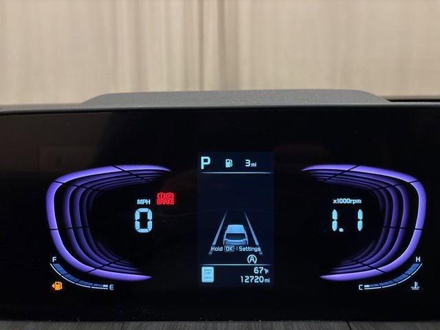 Used 2023 Kia Telluride EX image 16