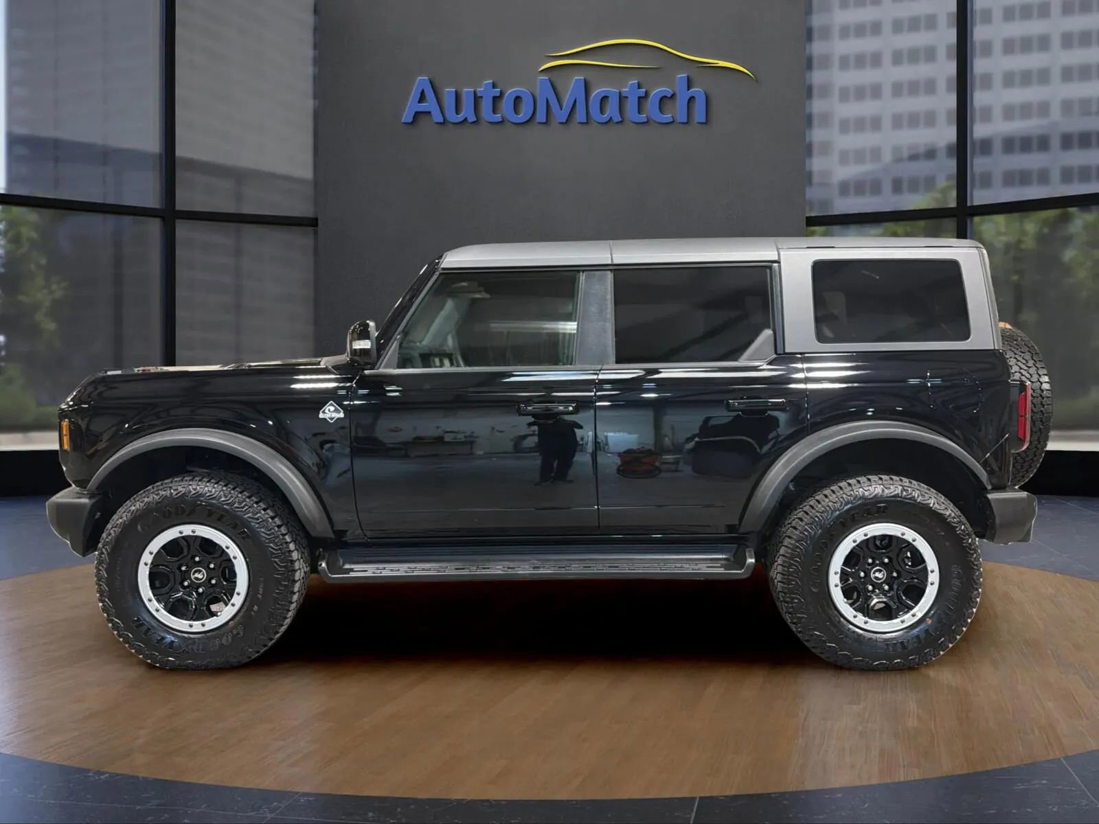 Used 2025 Ford Bronco Outer Banks w/ Sasquatch Package image 7