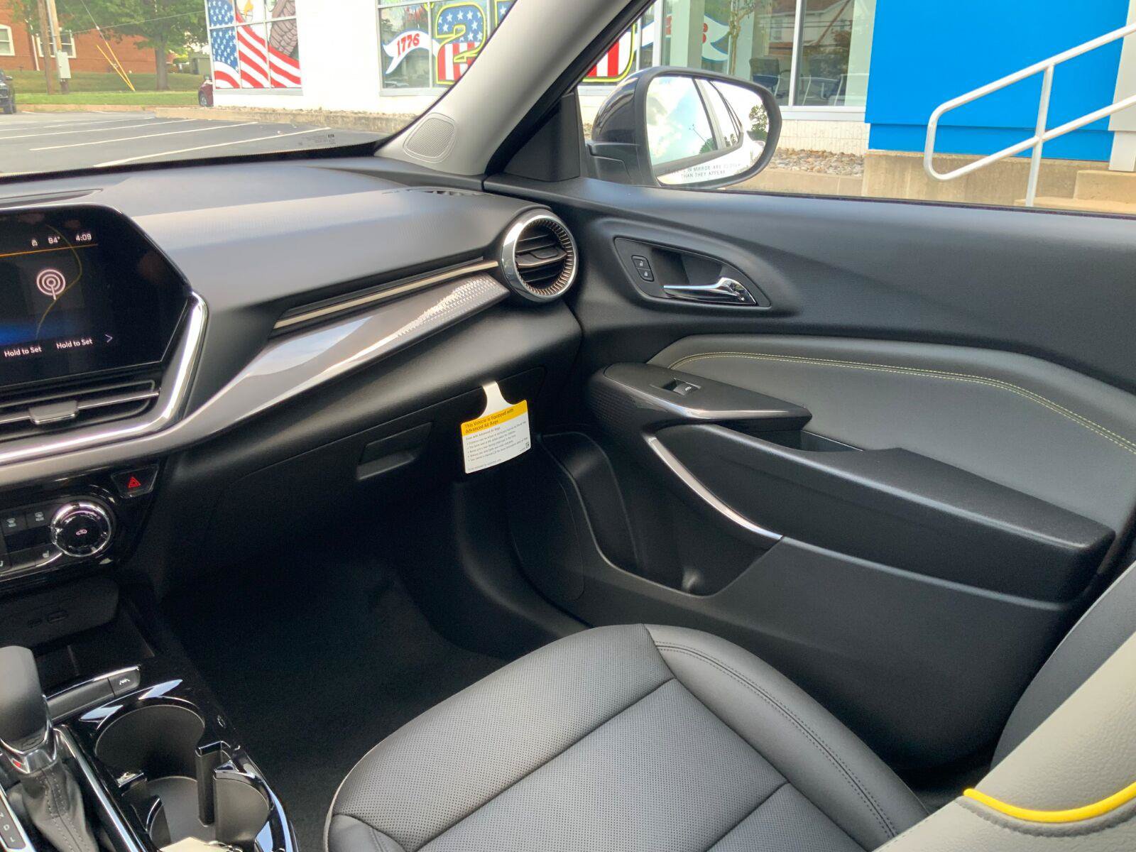 New 2026 Chevrolet Trax ACTIV w/ Driver Confidence Package FWD image 15