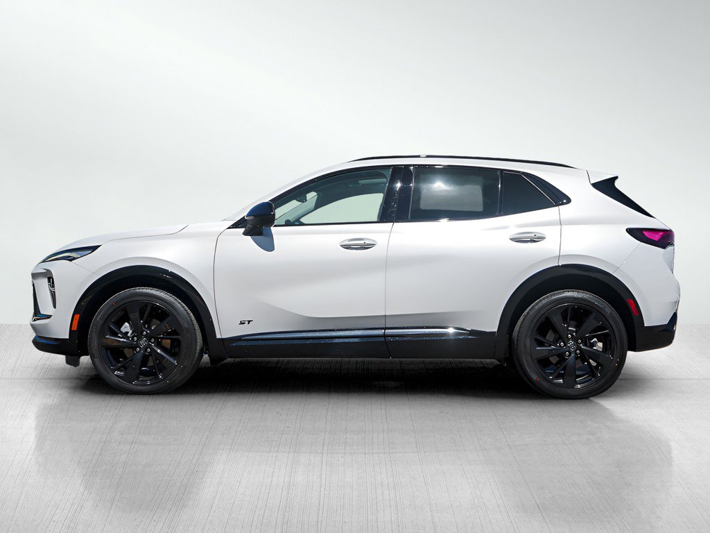 New 2025 Buick Envision Sport Touring image 4