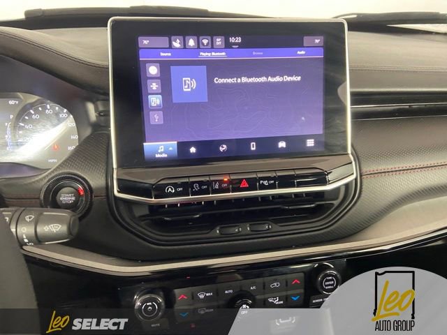 Used 2025 Jeep Compass Trailhawk image 23