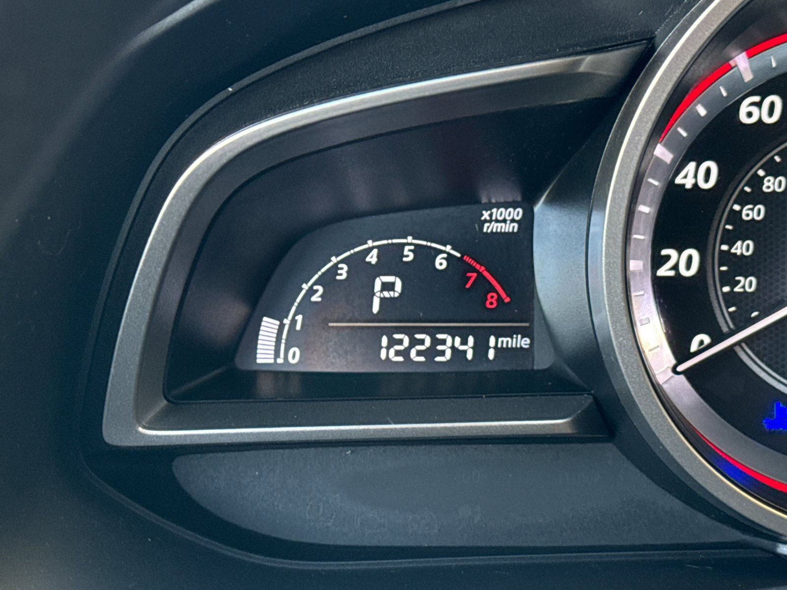 Used 2015 MAZDA MAZDA3 i Sport image 26