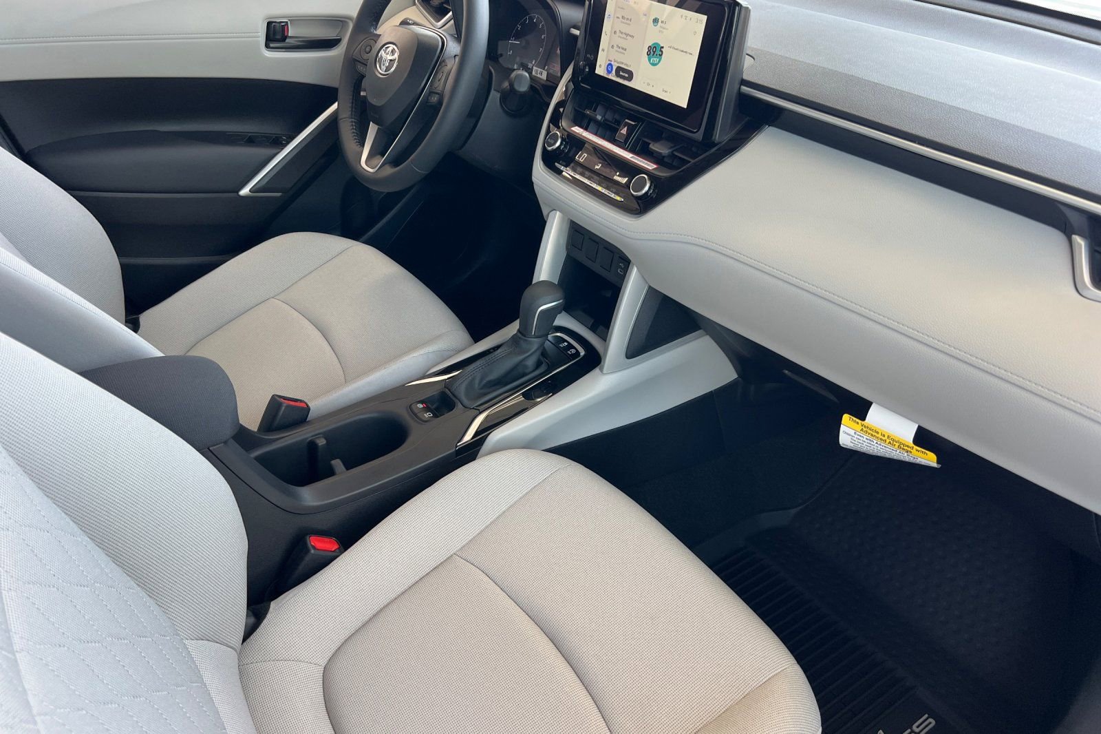 Certified 2025 Toyota Corolla Cross LE image 13