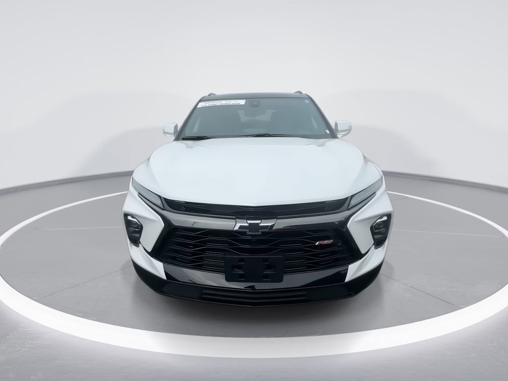 Used 2024 Chevrolet Blazer RS w/ Driver Confidence II Package image 3