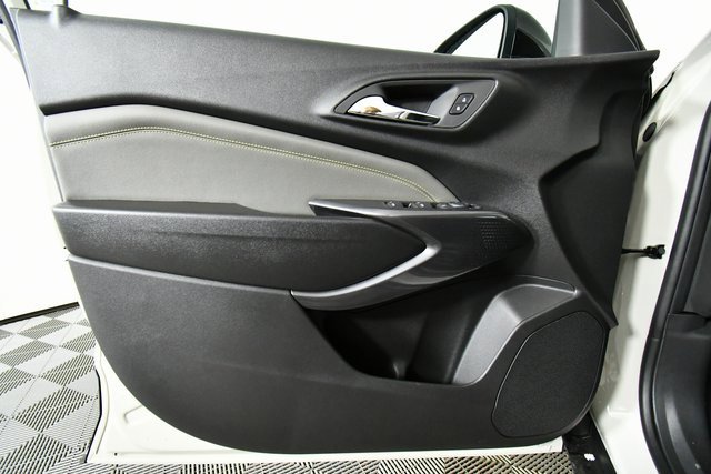 New 2026 Chevrolet Trax ACTIV w/ Driver Confidence Package image 21