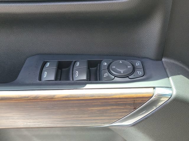 Used 2020 Chevrolet Silverado 1500 High Country w/ Technology Package RWD image 19