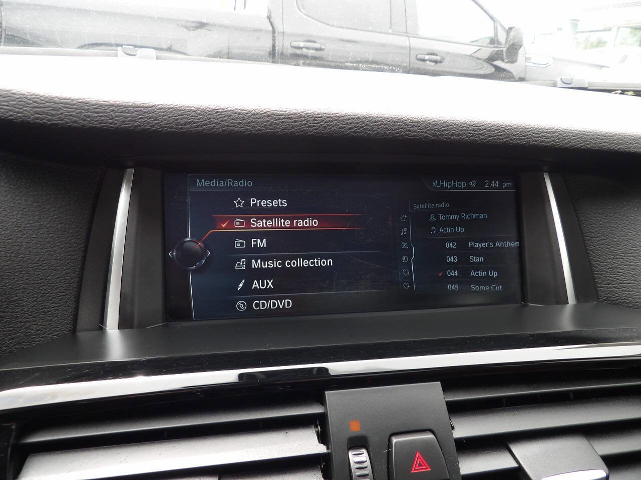 Used 2017 BMW X3 xDrive28i AWD/4WD image 32