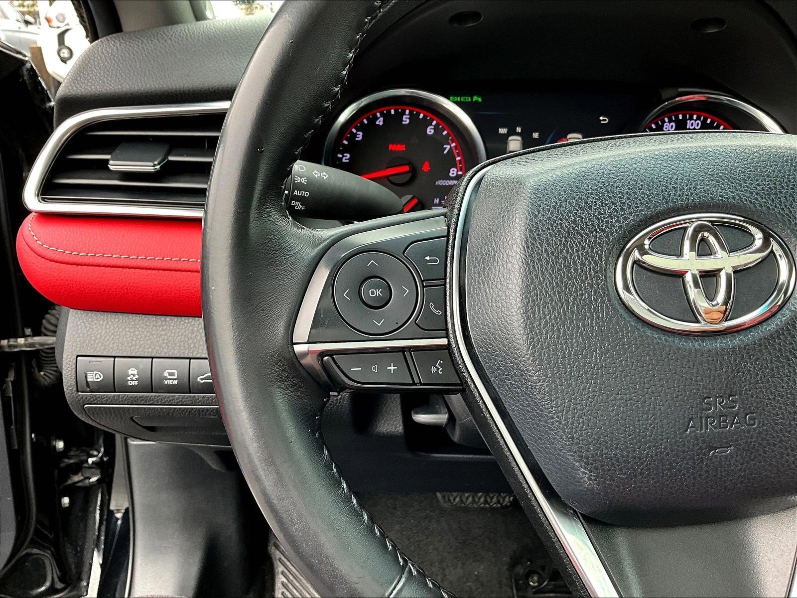 Used 2018 Toyota Camry XSE w/ Driver Assist Package FWD image 11
