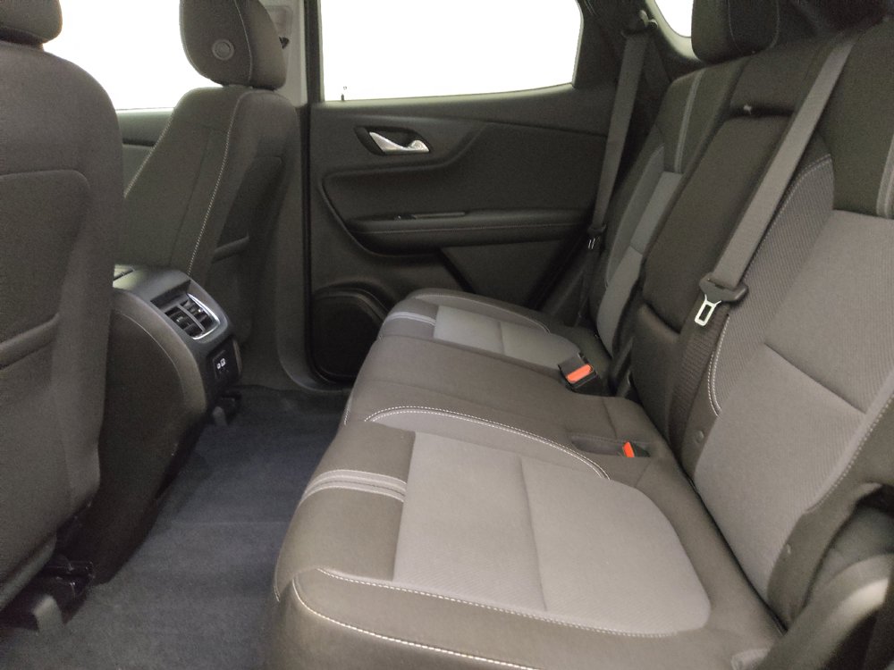 Used 2024 Chevrolet Blazer LT w/ Convenience Package FWD image 18