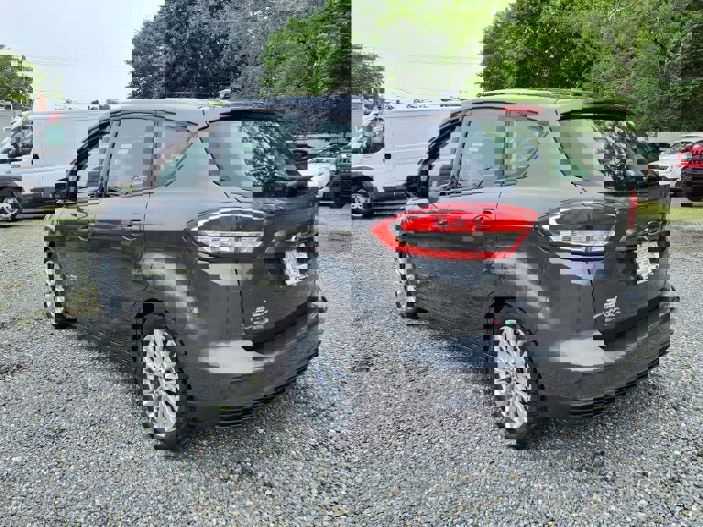 Used 2017 Ford C-MAX Energi SE image 5