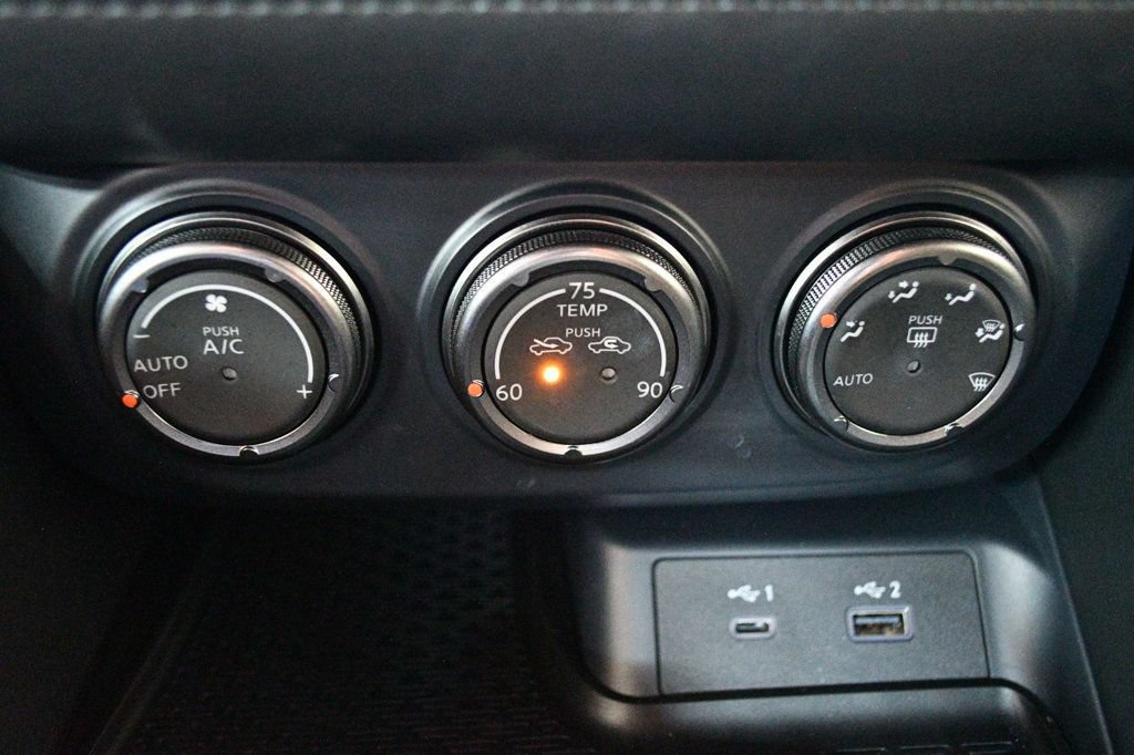 Used 2024 Nissan Z Performance w/ Floor Mat Package RWD image 59