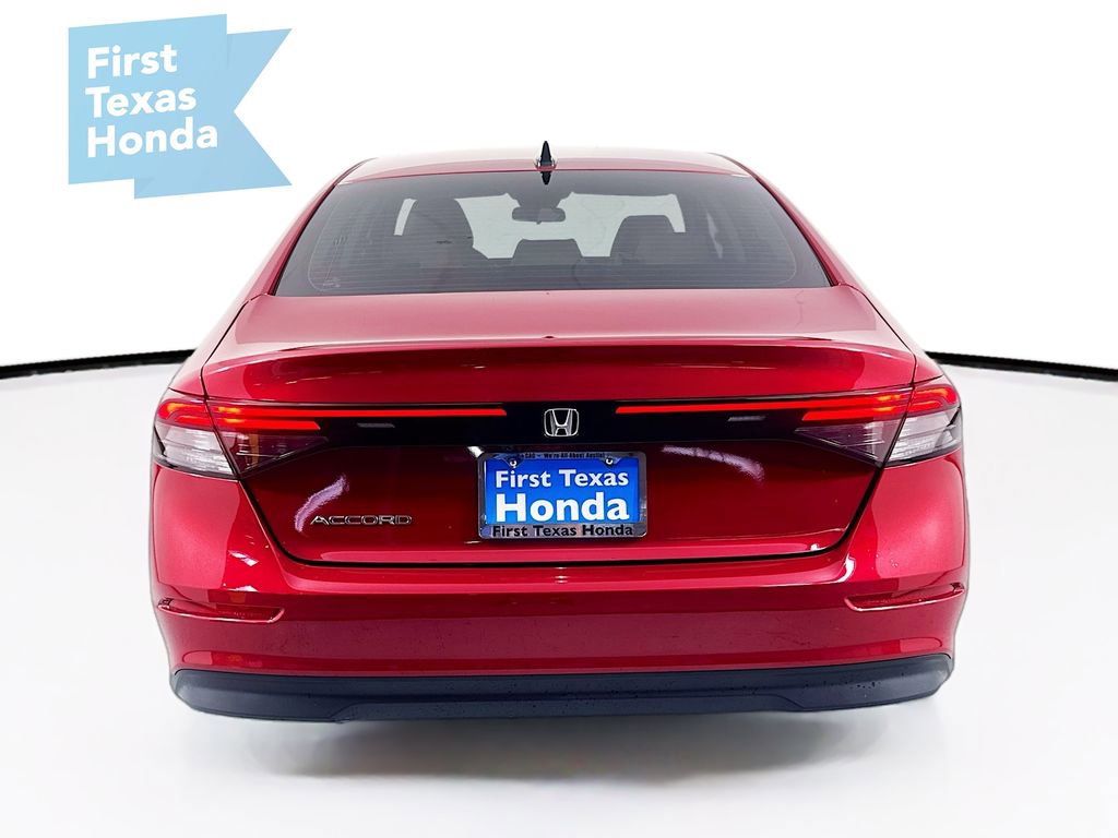 Certified 2025 Honda Accord SE image 6
