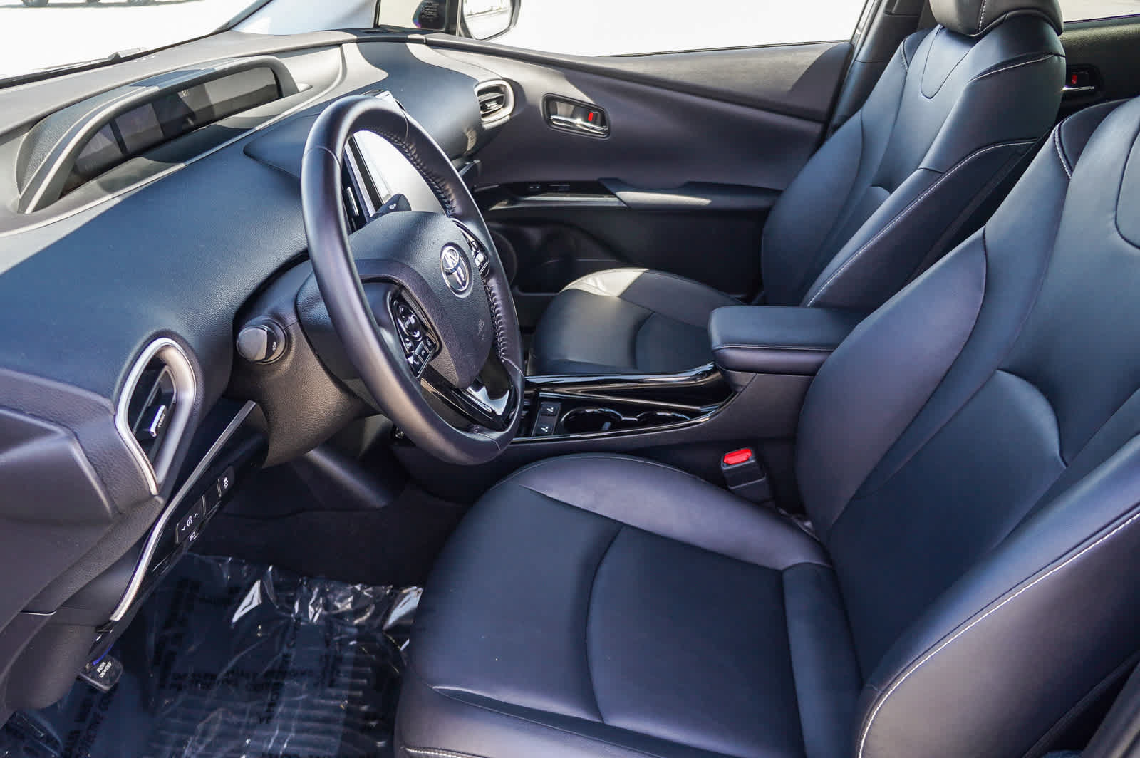 Certified 2021 Toyota Prius Prime XLE w/ Carpet Mat Package (TMS) FWD image 20