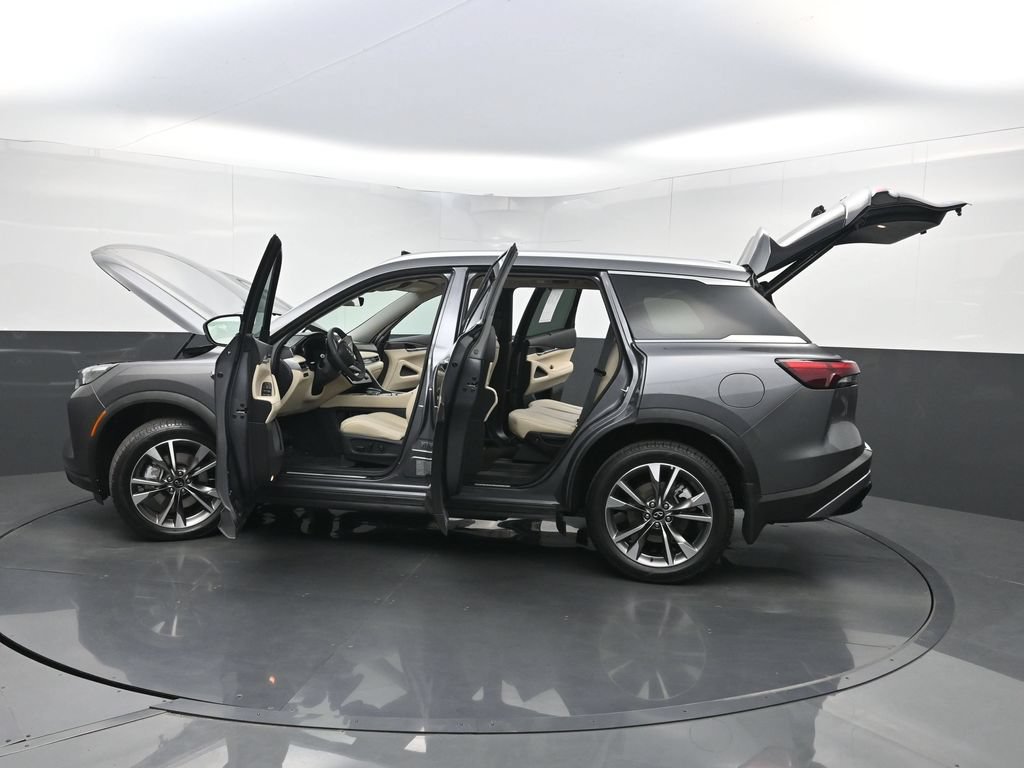 Used 2023 INFINITI QX60 Luxe w/ Cargo Package FWD image 40