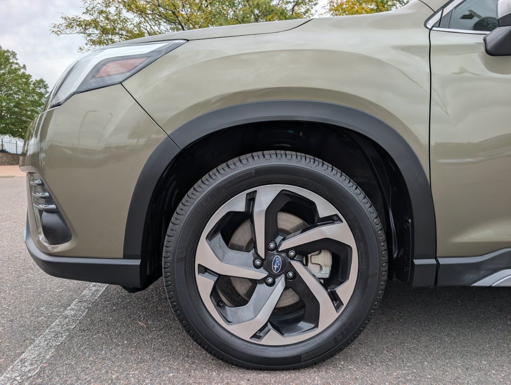 Used 2024 Subaru Forester Touring AWD/4WD image 11
