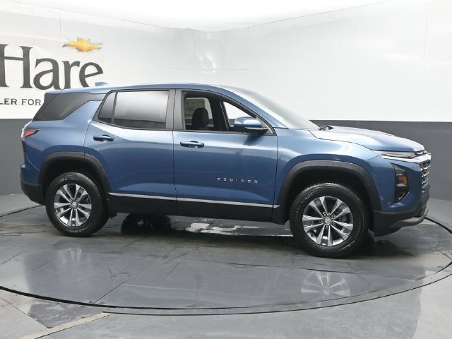 New 2026 Chevrolet Equinox LT w/ Safety and Technology Package FWD image 1