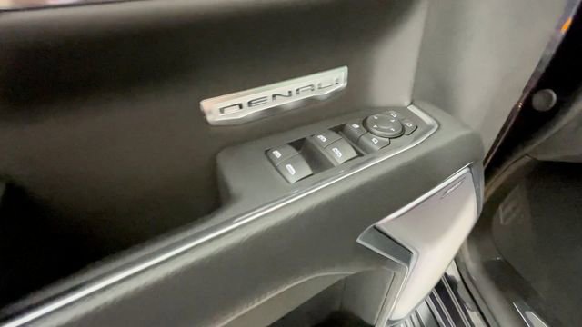 Used 2024 GMC Sierra 1500 Denali AWD/4WD image 18