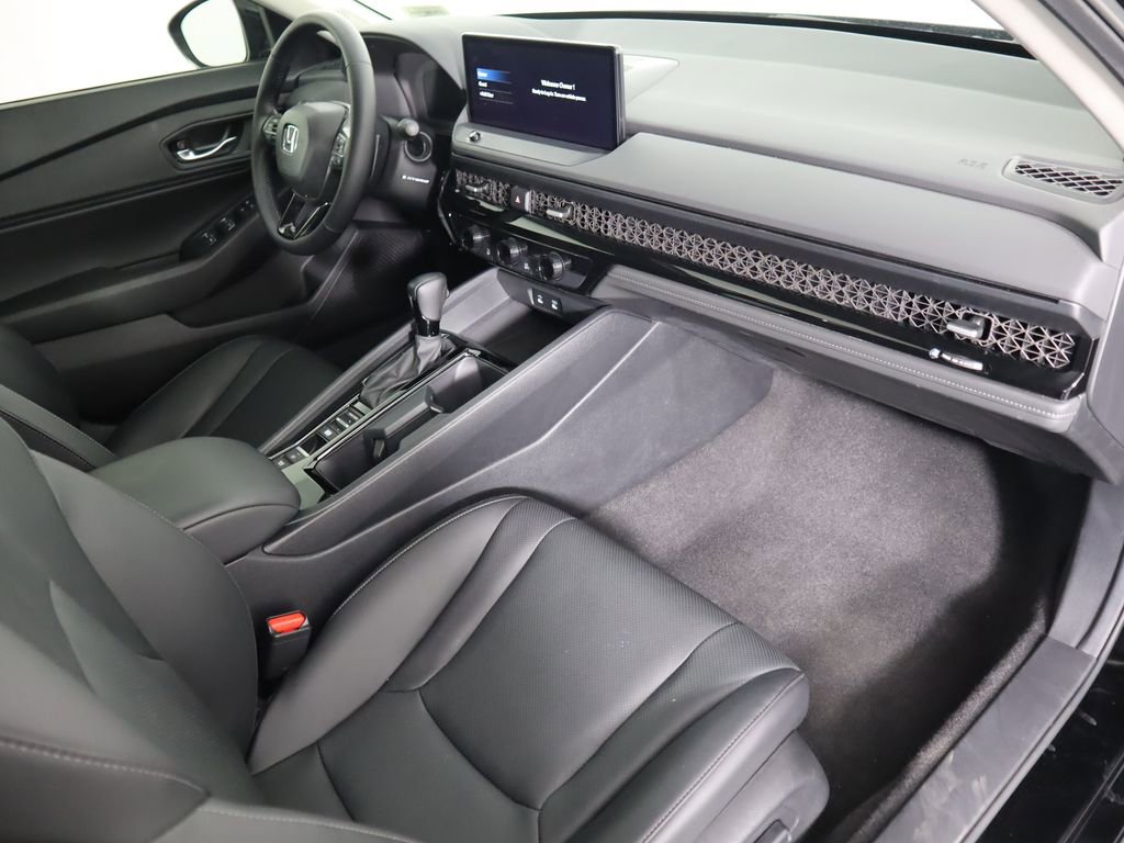 Used 2024 Honda Accord EX-L image 17