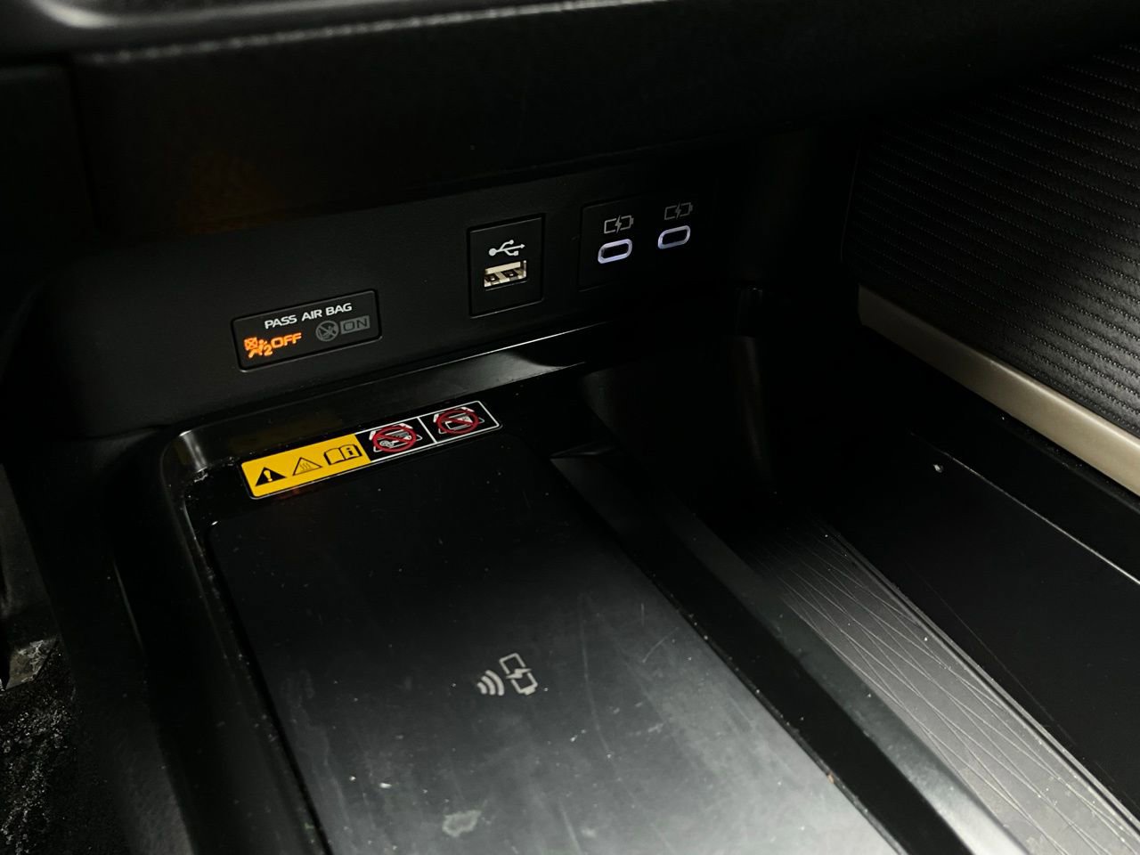 Used 2025 Toyota Camry SE image 24