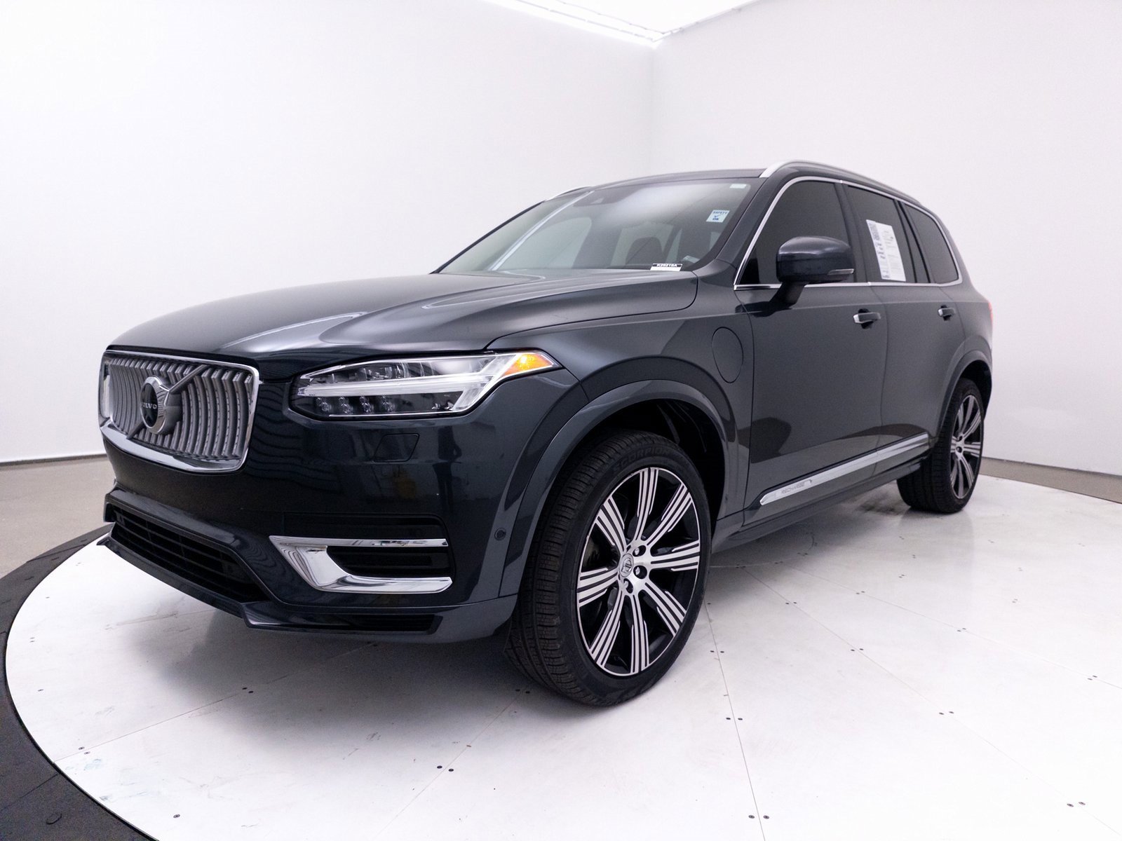 Used 2022 Volvo XC90 T8 Inscription w/ Advanced Package image 14