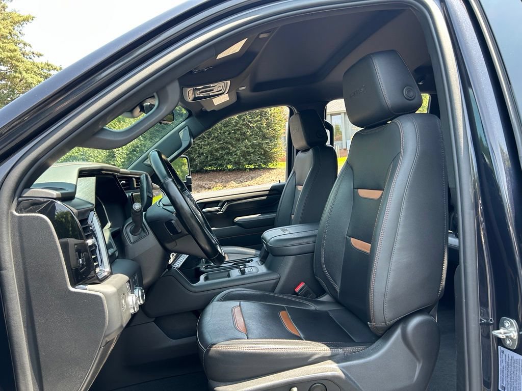 Used 2024 GMC Sierra 3500 AT4 w/ Technology Package AWD/4WD image 44